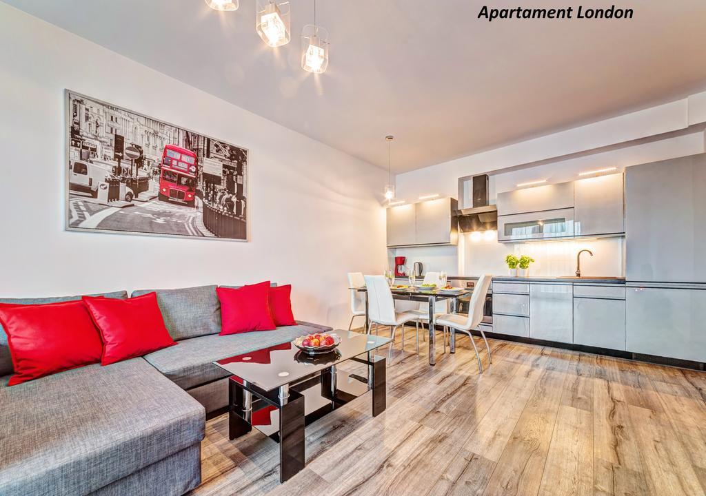 Apartamenty Homely Place Serce Poznania - Stary Rynek - Parking Esterno foto