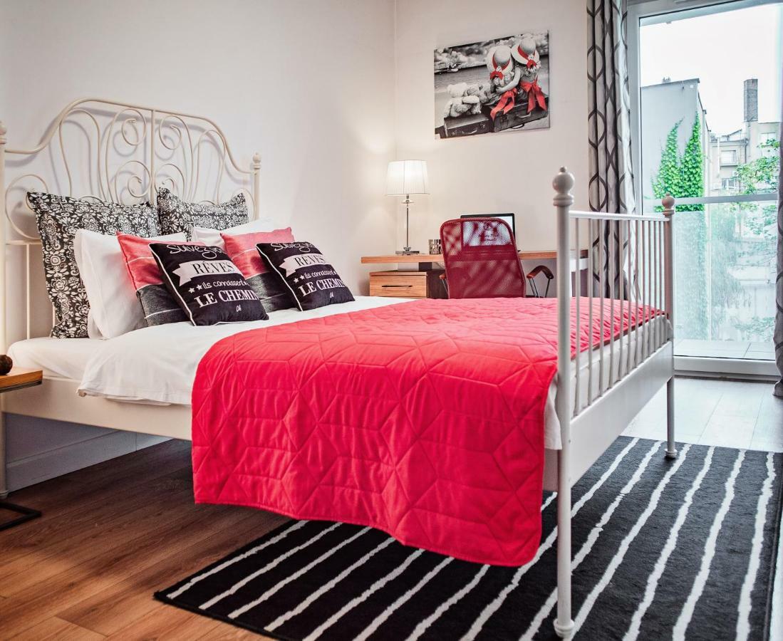 Apartamenty Homely Place Serce Poznania - Stary Rynek - Parking Esterno foto